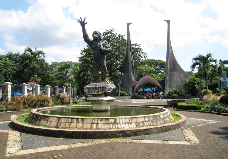 Ragunan Zoo Gate