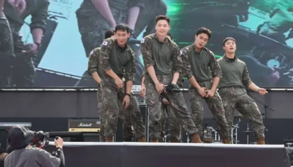 Wajib Militer Idol K-Pop Kini Jadi Panggung Langka, dari Kang Daniel hingga Woozi SEVENTEEN
