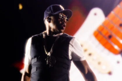 Jay-Z Jadi Bintang Super Bowl Halftime Show 2027, Pertama Kali Tampil di Panggung NFL
