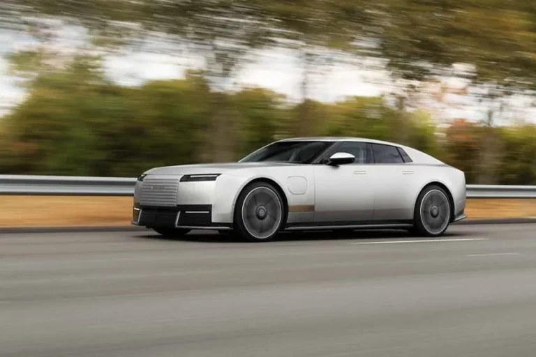 Jaguar Type 01 Resmi Meluncur, Bawa Performa 1.030 PS dan Jarak Tempuh 720 Km