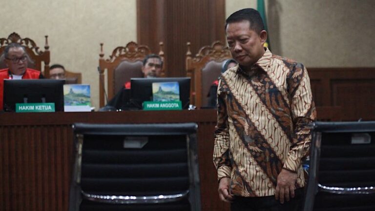 Dakwaan Ungkap Kedekatan Febrie Adriansyah dengan Don Ritto dan Rekan