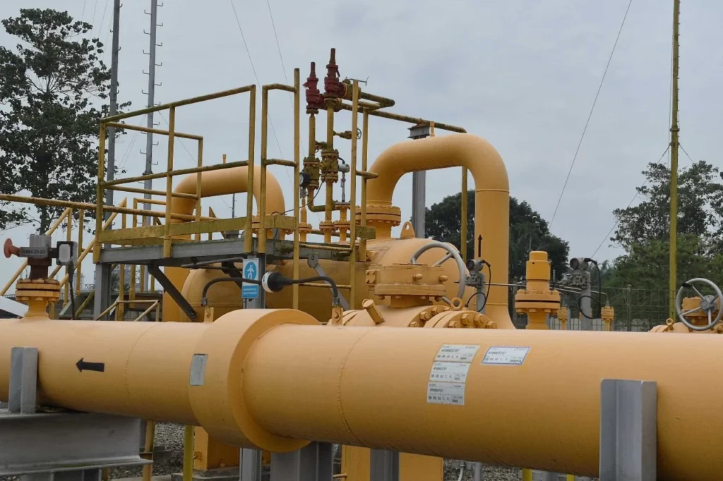 Indonesia Pangkas Ekspor Gas ke Singapura, Ini Dampaknya bagi Ekonomi dan Investasi